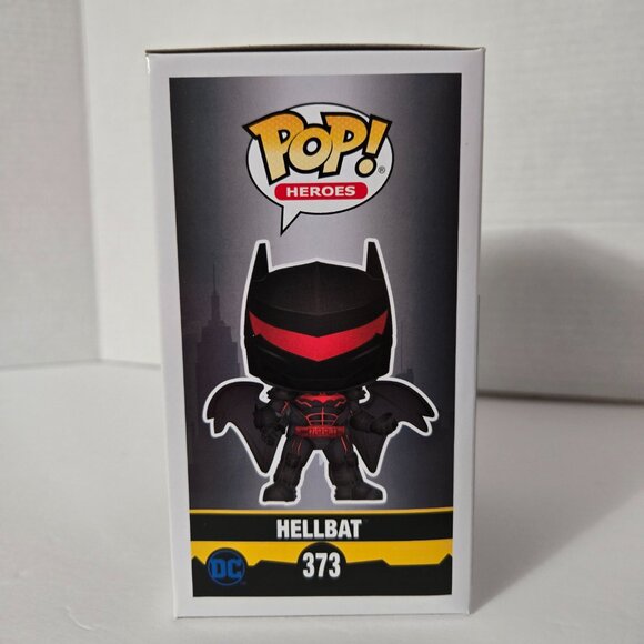 Pop! Heroes - Batman - Hellbat #373 (Big Apple Collectibles Exclusive) - Picture 4 of 6